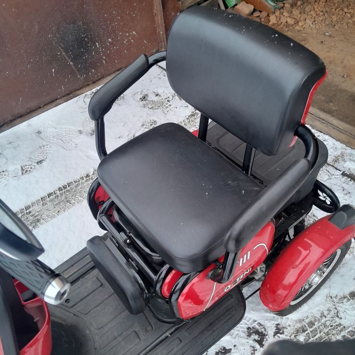 Електроскутер FADA