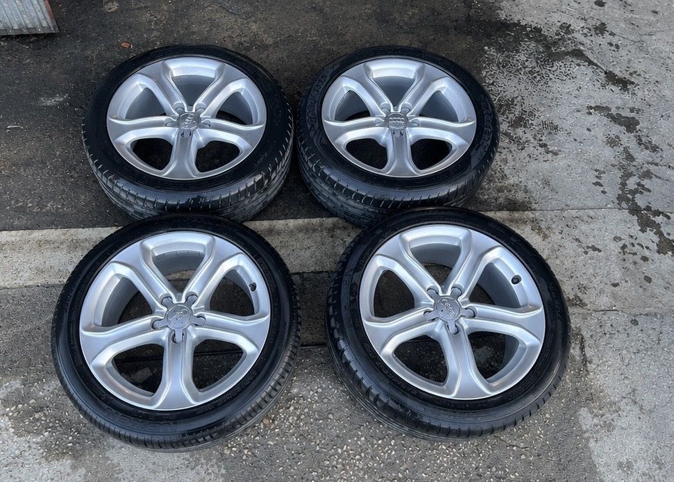 Jantes Originais Audi 17” 5x112 + Pneus Goodyear Eagle F1 / Nexen