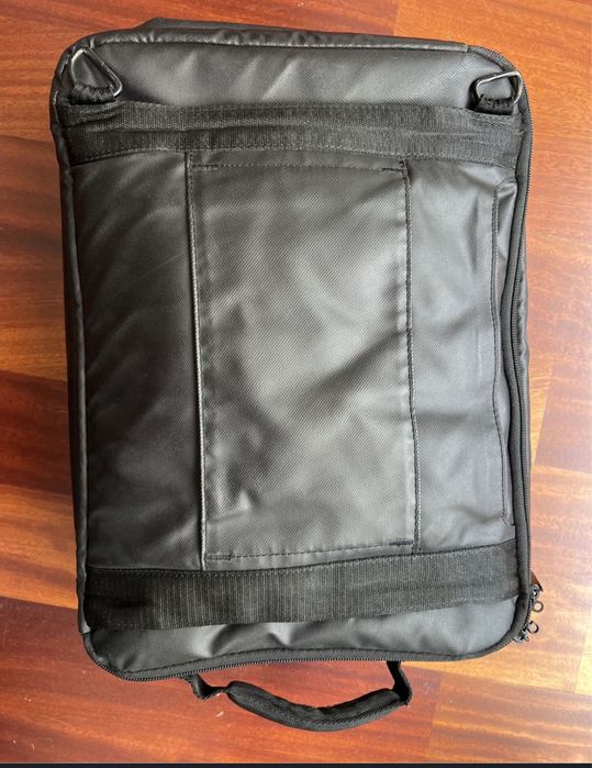 Bacpack convertivel em pasta laptop samsonite