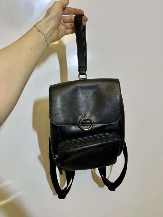 Черный маленький рюкзак