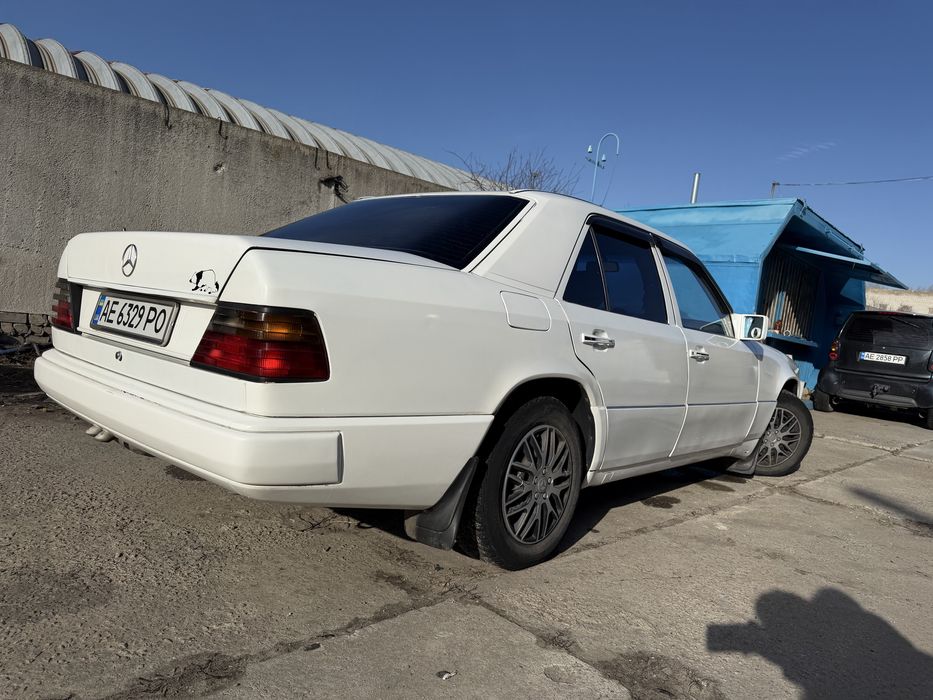Продам Mercedes Benz  w124 3.0 d. Автомат