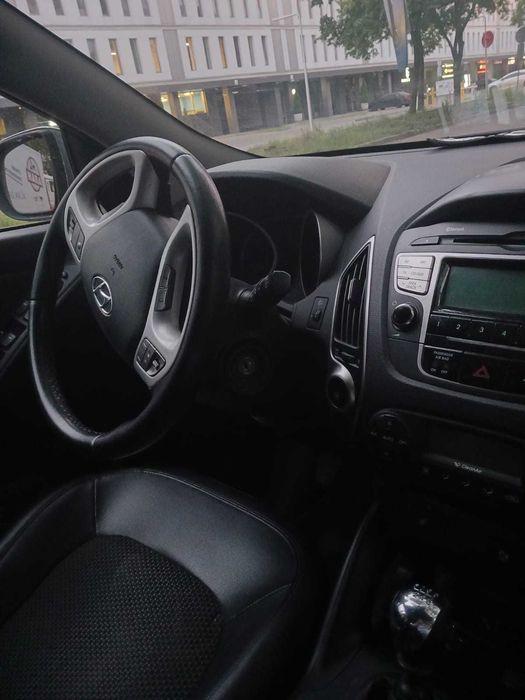 продам Hyundai ix35 2013 дизель