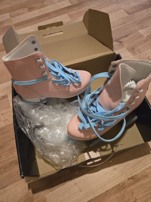 Wrotki Nils Extreme 35