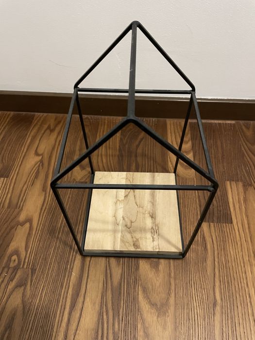 Domek dekoracyjny metalowy