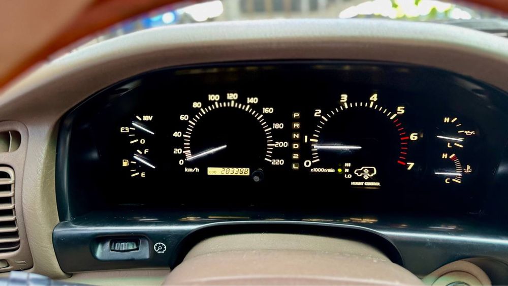 Продам Lexus Lx470