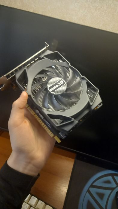 Робоча відеокартка gtx 1050 ti 4gb,inno3d