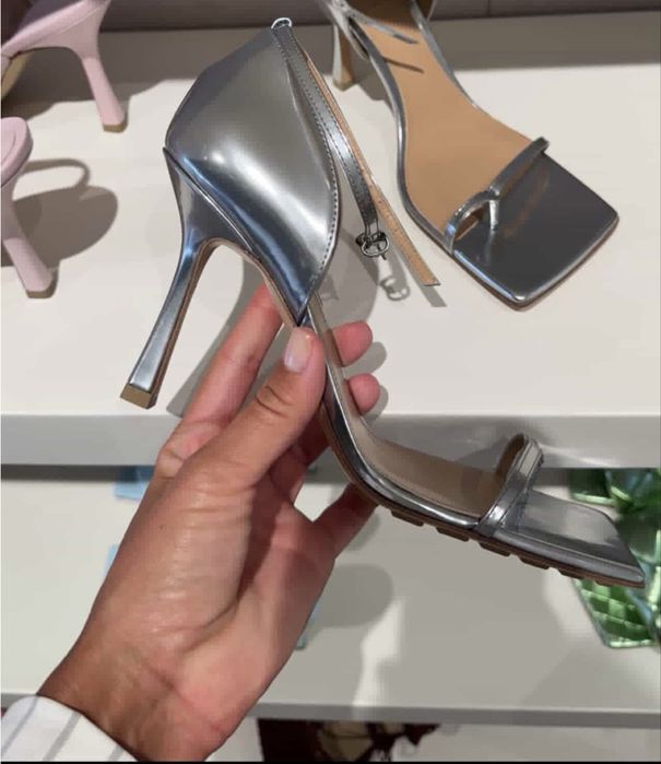 Bottega Veneta (оригінал)