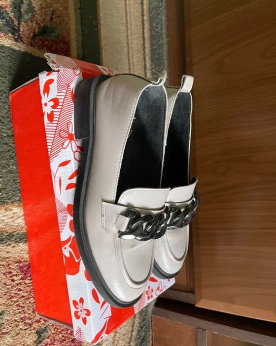 Лофери    жіночі