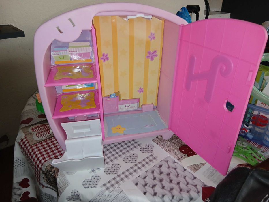 Guarda roupa para bonecas