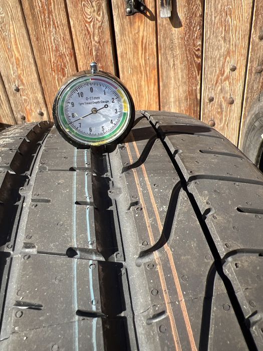 Opona Pirelli 275/40/22 pojedynka