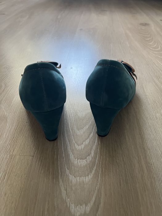 Buty damskie na koturnie r. 36