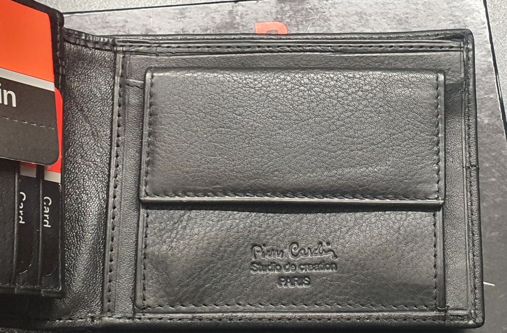 Piękny niepowtarzalny skórzany portfel Pierre Cardin