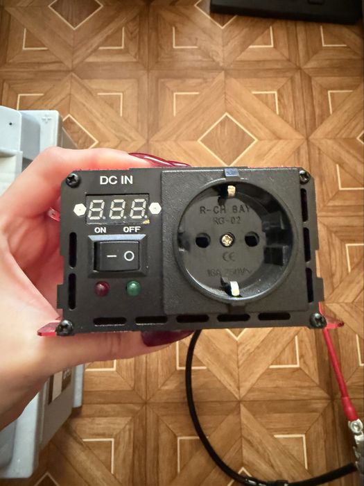 Інвертор Pure Sine Wave 12V-220V 3000W чиста синусоїда