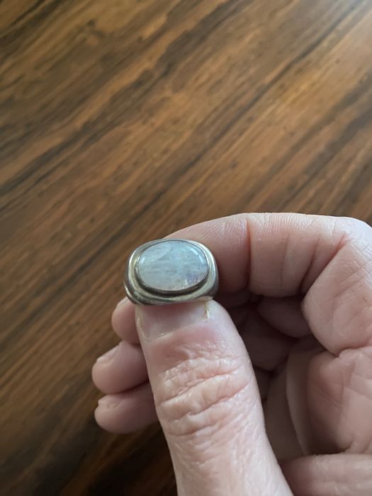 Anel em prata e quartzo branco