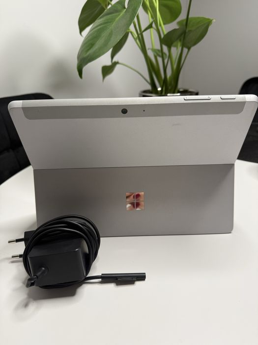 Microsoft Surface Go 2 - 4 GB * do negocjacji*