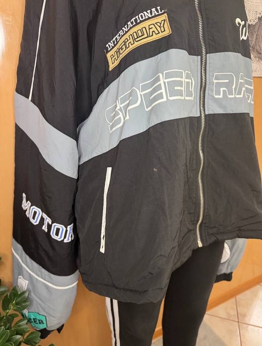 Жіноча куртка PLT