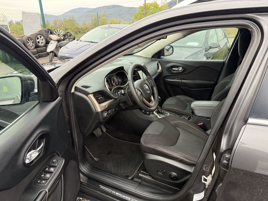 Jeep Cherokee 2.4lpg
