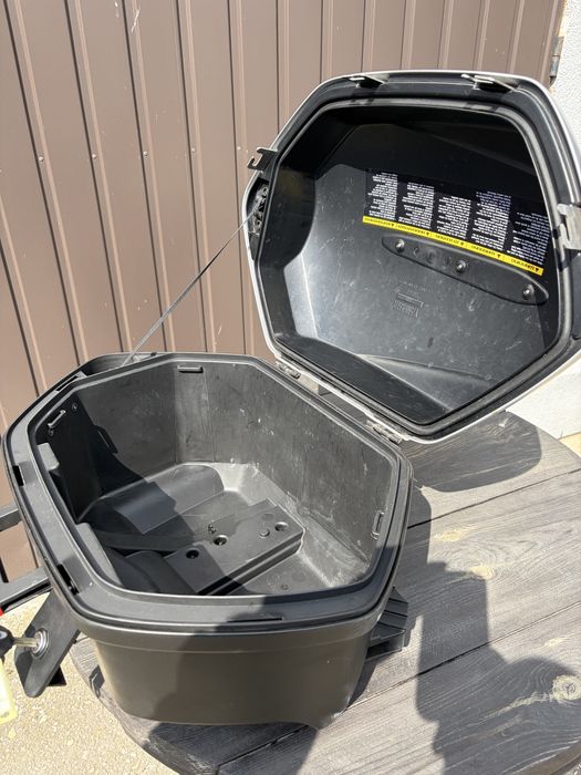 Yamaha kufer boczny L+P