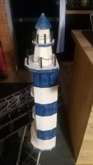 Latarnia szafka francuska