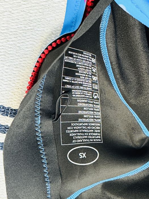 Cynthia Rowley pianka neoprenowa kostium wetsuit kitesurfing surfing