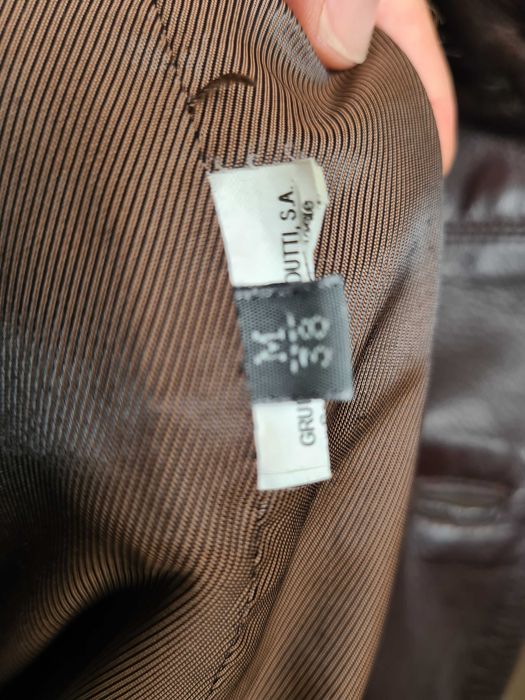 Vendo casaco Massimo Dutti, em pele napa castanha, tamanho M/38