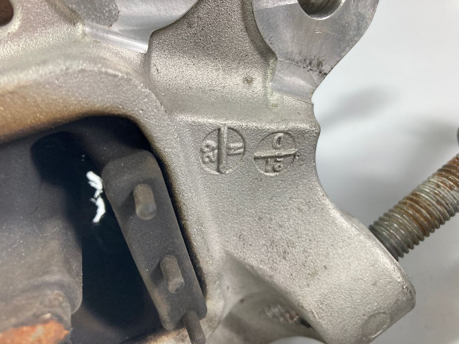 Ram 1500 TRX poduszka poduszki łapa silnika 2021-24