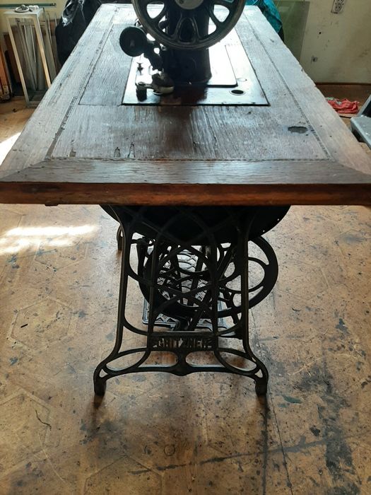 Maszyna do szycia GRITZNER  transport