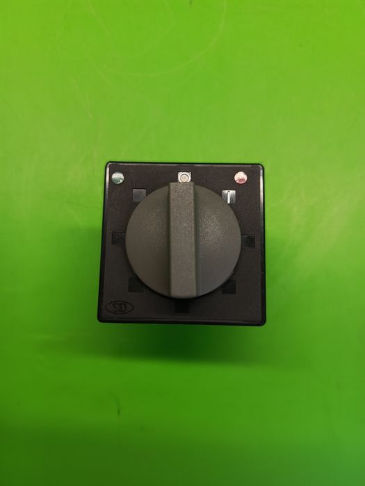 Łącznik Krzywkowy ELEKTROMET ŁUK E 16-12 16A | Stan BDB!