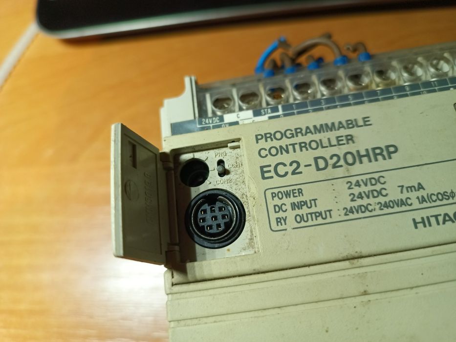 sterownik PLC Hitachi EC2-D20HRP programowalny
