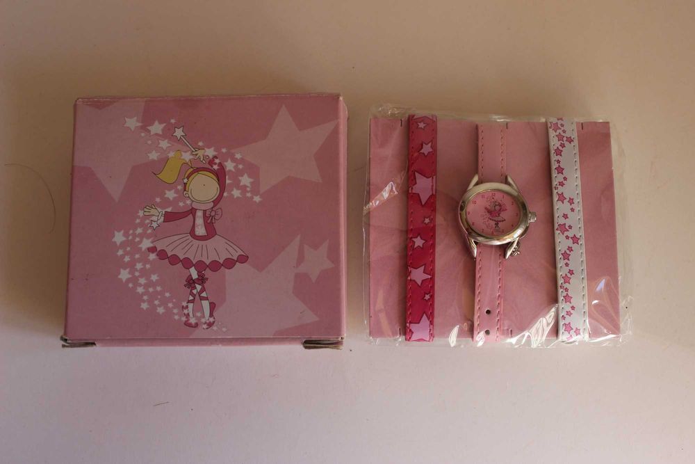 Relógio fada, novo, na embalagem