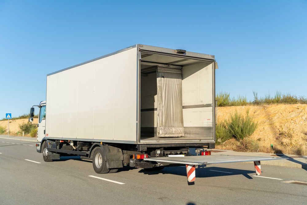 Camião Man TGL-12.250