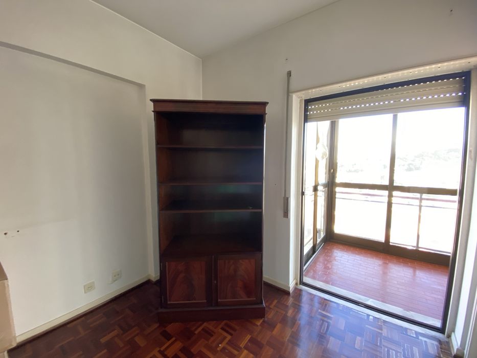 Dois Moveis Clássicos de boa qualidade