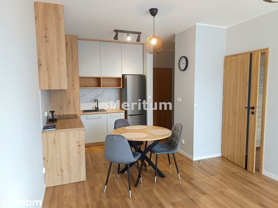 Apartamentowiec "Industria" Śródmieście.