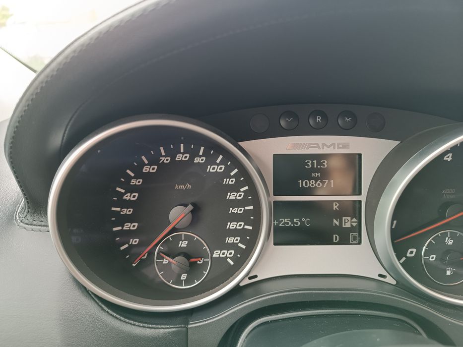 Продаж дуже гарного мерсіка