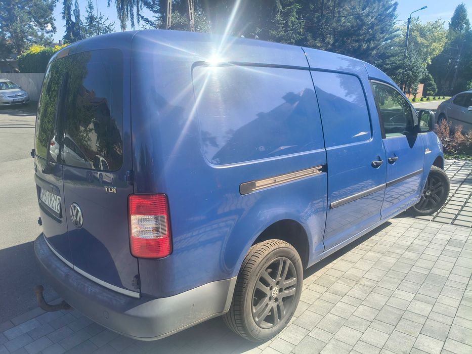 Volkswagen Caddy 1,9tdi klima poszanowany MAXI rok 2010