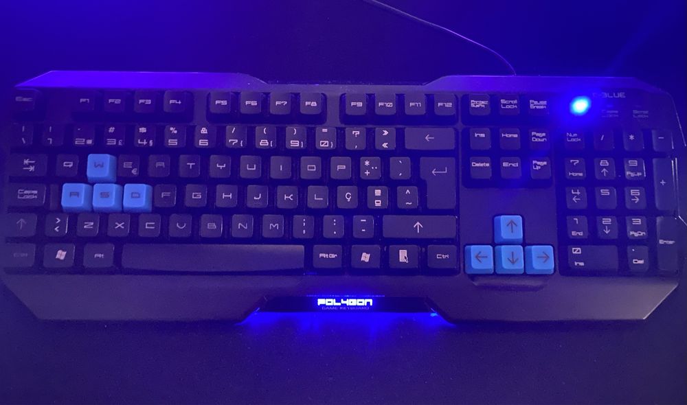 Polygon Gaming Keyboard64283889619202123