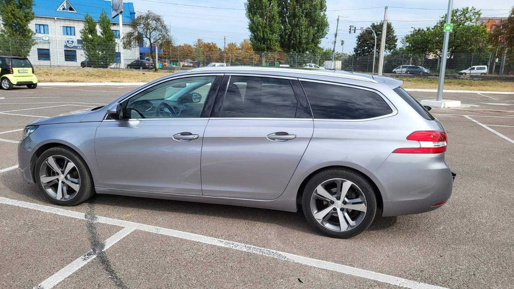 Peugeot 308 2015