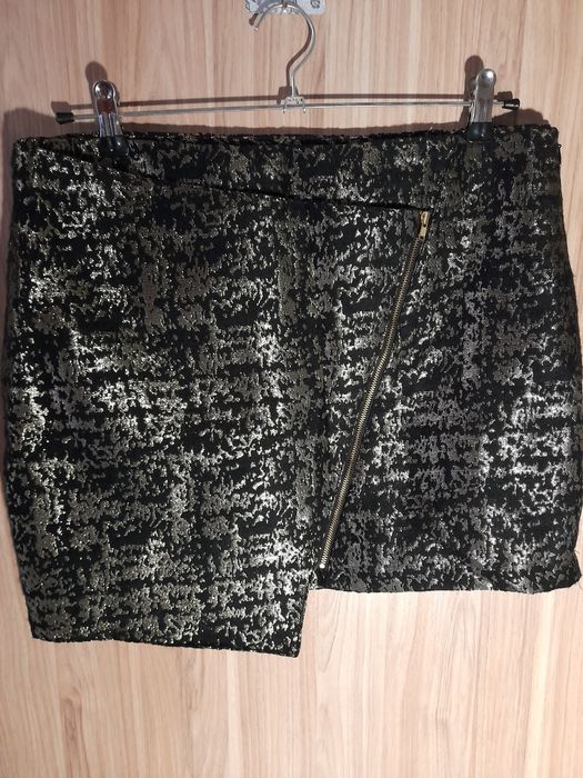 Продам юбку розмір 40