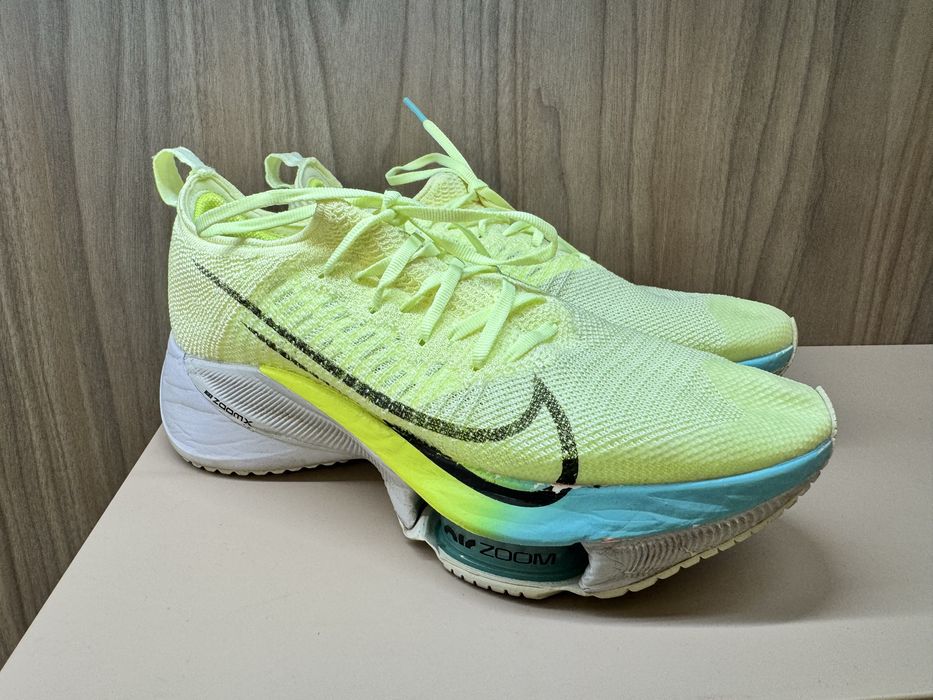 Кросівки Nike Air Zoom Tempo Next% — оригінал