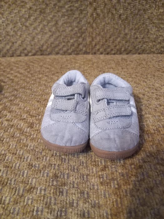 Тапулі, кросівки для новонароджених, немовлят 
Замір на фото