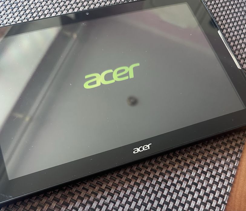 Продается планшет acer
