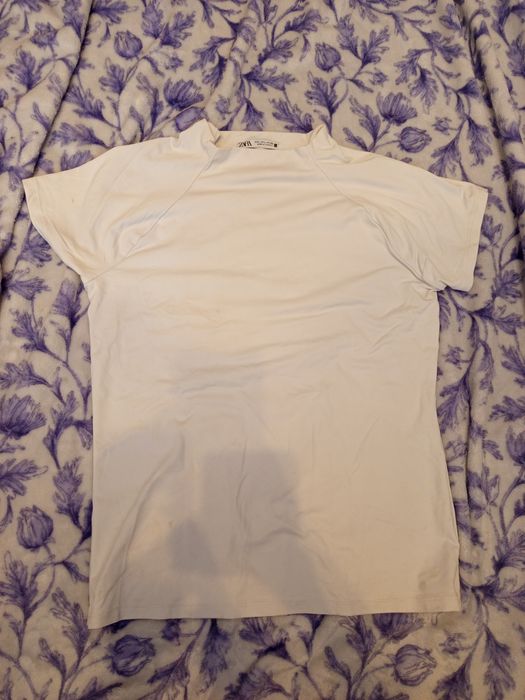 Biała koszulka t-shirt