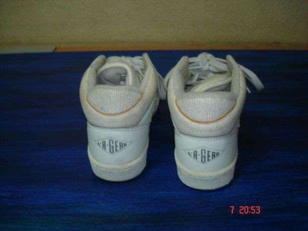 Ténis FRED PERRY,+L.A. GEAR+Keds Stretch nsº 36 (saldo esta semana)