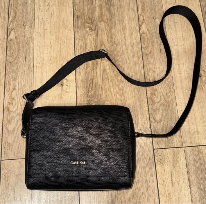 Saszetka nerka torba Calvin Klein