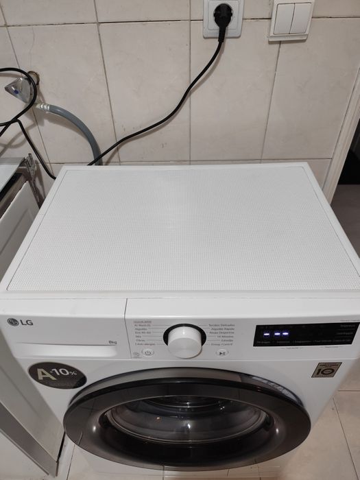 Máquina de lavar roupas LG