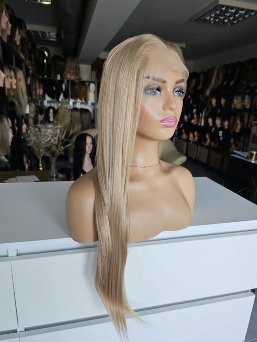 Długa peruka słowiański blond 70 cm Jagna zmiana przedziałka lacefront
