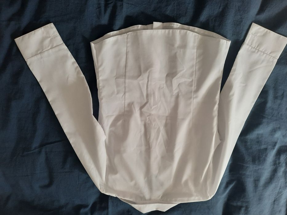 Biała koszula dla dziewczynki