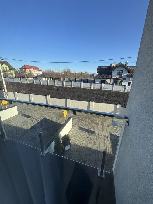 ПРОДАЖ котеджу з ремонтом в с.Зубра (поруч Сихова)