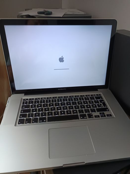 Apple MacBook Pro  256GB