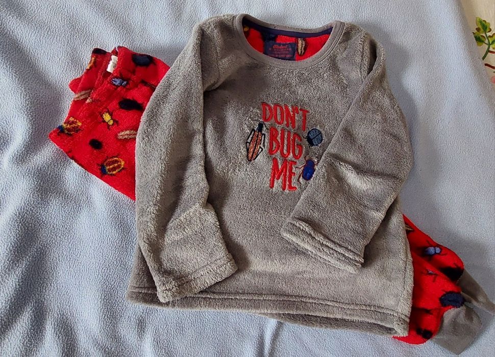 Lote 3 pijamas-  1  polar e 2 cardados - 4 anos